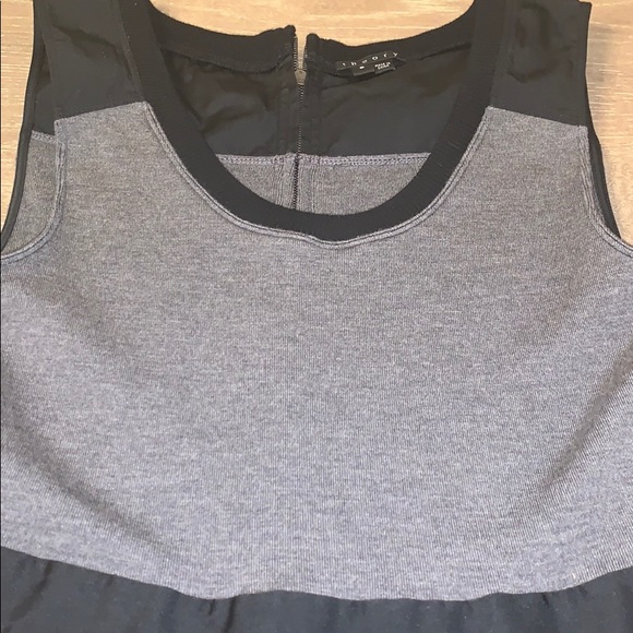 Theory gray and black dress with pockets - Picture 6 of 10
